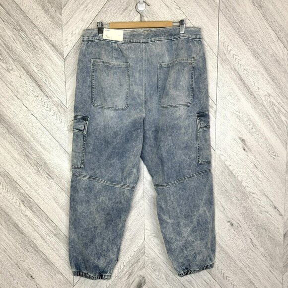 American Eagle Super High Rise Denim Jean Cargo Jogger Womens Plus Size 18 NWT - Picture 6 of 6